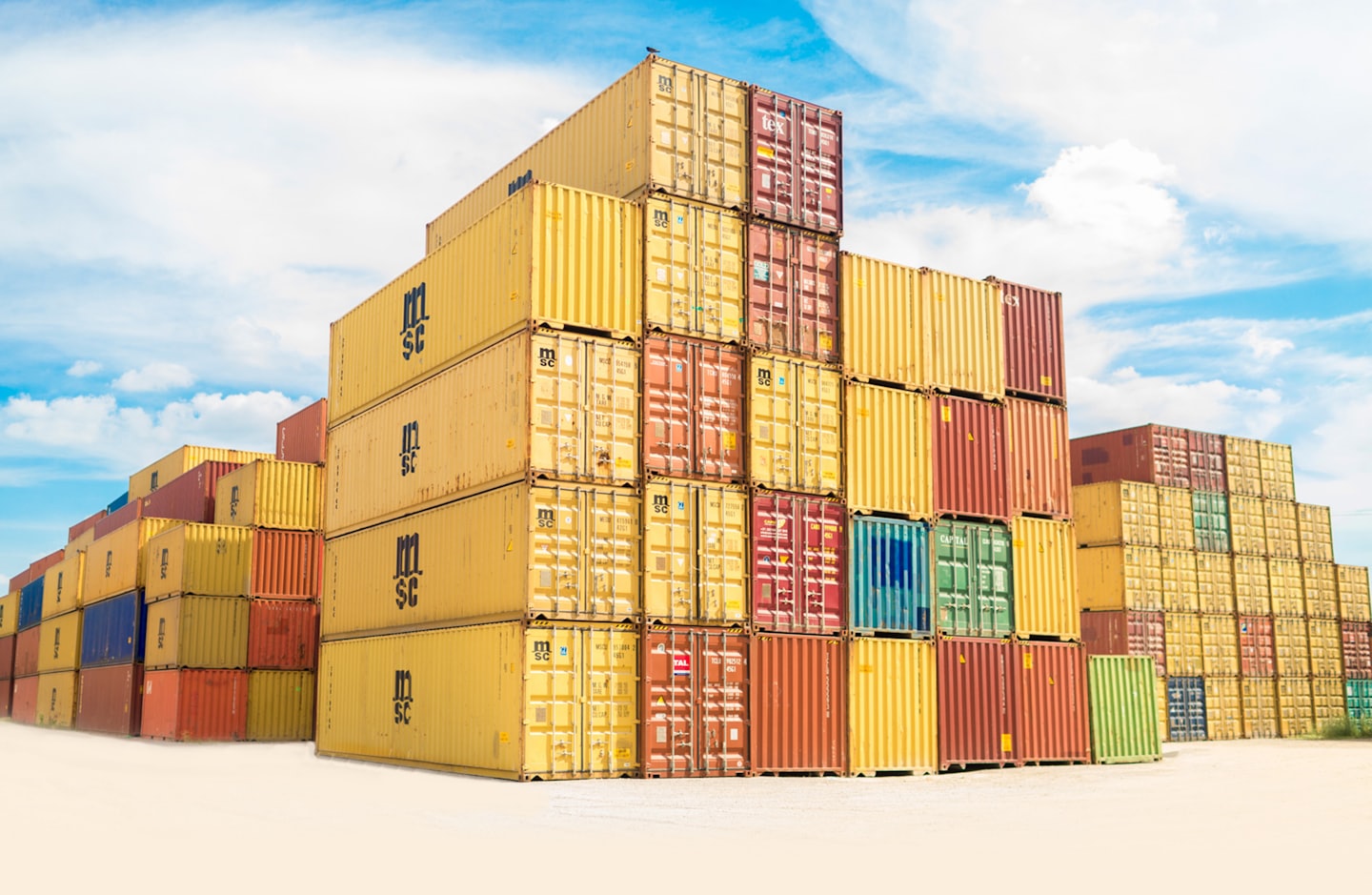 Empresa de outsourcing de comercio exterior. Stacking de contenedores